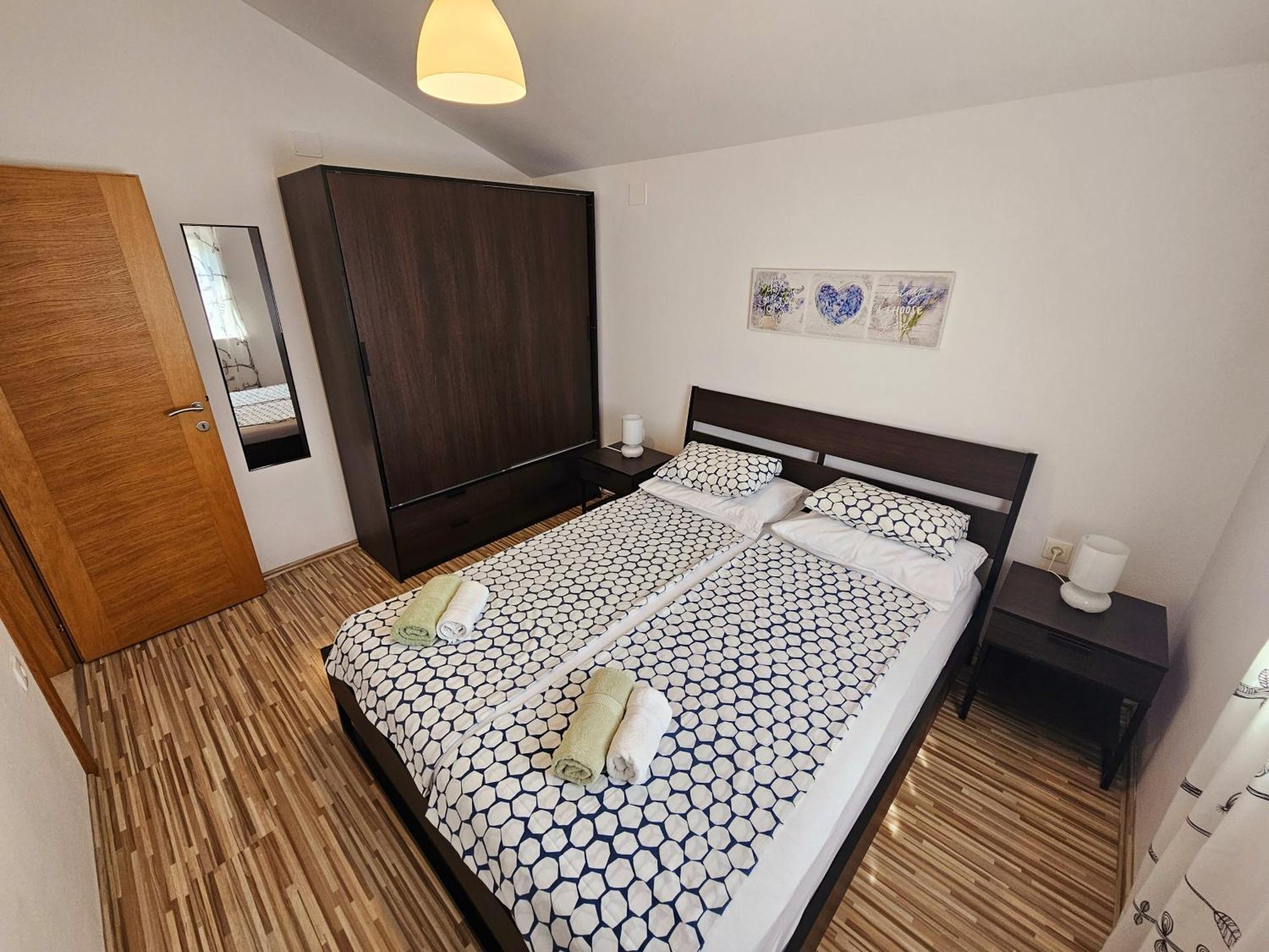 Apartments Cikac II - Modern Apartments By The Beach Mandre Exteriér fotografie